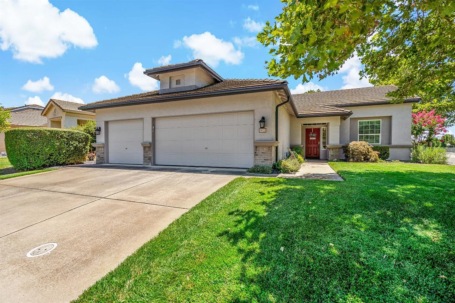 3612 Lakeland Way photo 1