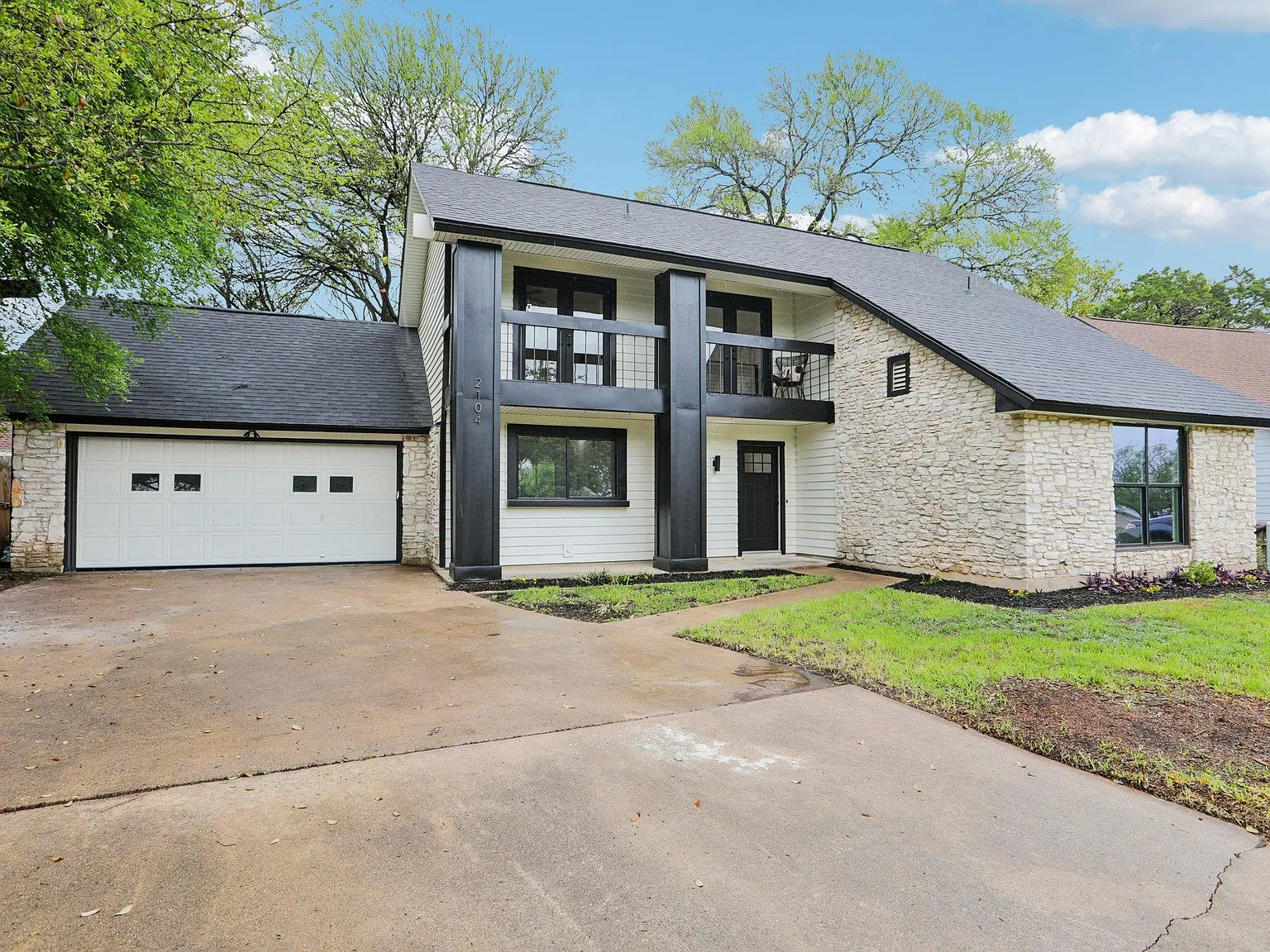 3 bed, 2.5 bath, 1882 sqft, $3,400 — Photo 3