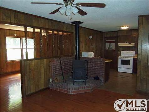 2nd image of 105 Clara Dr