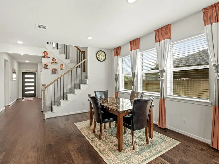 7843 Wyndham Harbor Ct — Photo 10