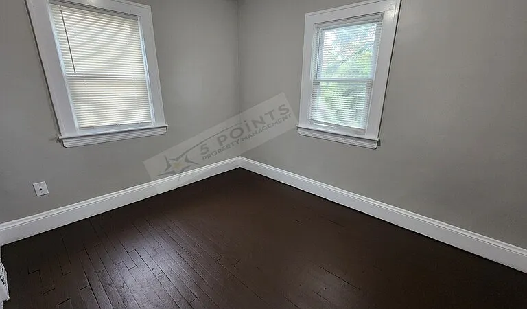 20609 Hillgrove Ave — Photo 14