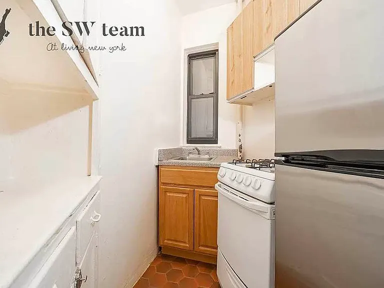 78 Manhattan Ave #3H — Photo 7