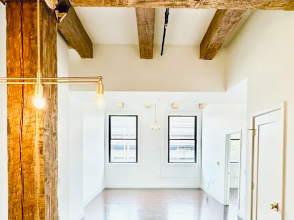 50 S Jefferson St #305, Dayton, OH 45402