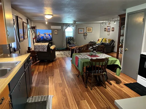 11208 Goss St, Wills Point, TX 75169