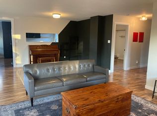 1801 Sunrise Dr, Anchorage, AK 99508