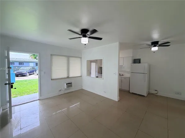 70 NW 77th St APT 9, Miami, FL 33150