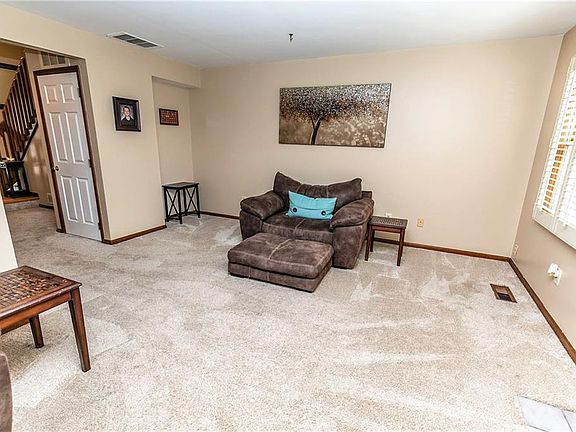 5th image of 9923 Twelve Oaks Cir