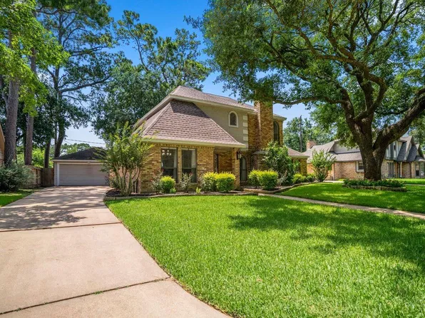 15711 Downford Dr, Tomball, TX 77377