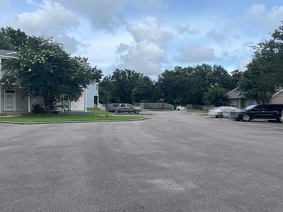 5th image of 1283B Century Oaks Dr