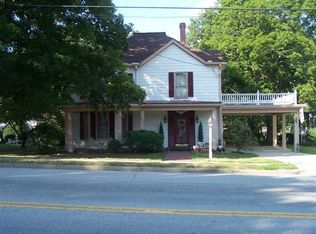 213 E 5th Ave, Kenbridge, VA 23944