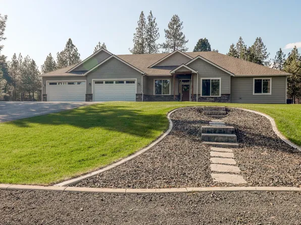3319 E Elena Ln, Chattaroy, WA 99003