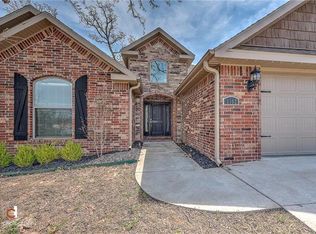 1102 Sycamore St, Cave Springs, AR 72718