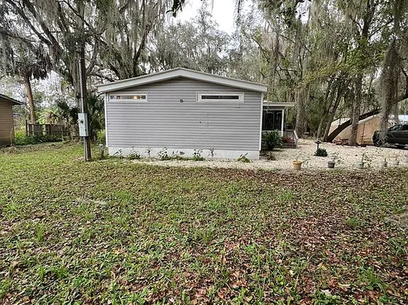 208 W Holtz St, Hastings, FL 32145
