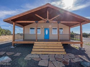 1402 N Tanner Rd, Ash Fork, AZ 86320