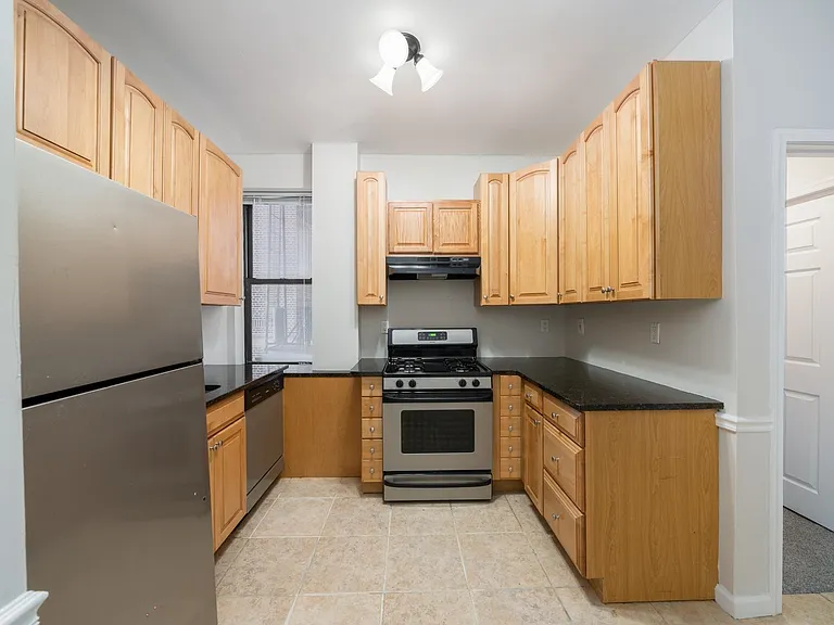 883 Boulevard East #2G — Photo 8