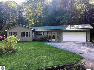 12441 Springdale Rd, Thompsonville, MI 49683