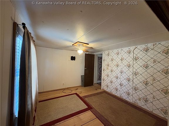 4th image of 5655 Stonelick Rd