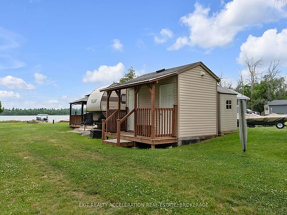 3rd image of 120C Varty Lake Rd