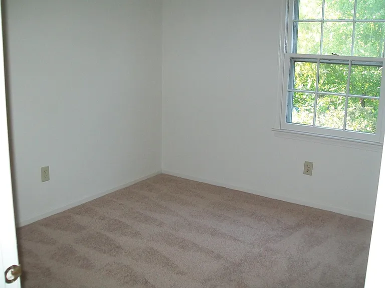 9151 Sprucewood Rd — Photo 9