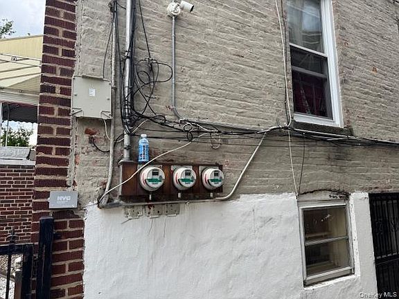 4th image of 3340 Fish Avenue