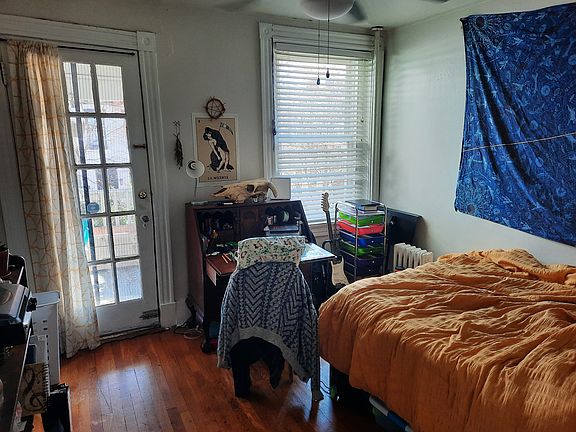 5th image of 104 N Harvie St APT 6