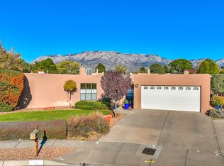 9523 Admiral Lowell Ave NE, Albuquerque, NM 87111