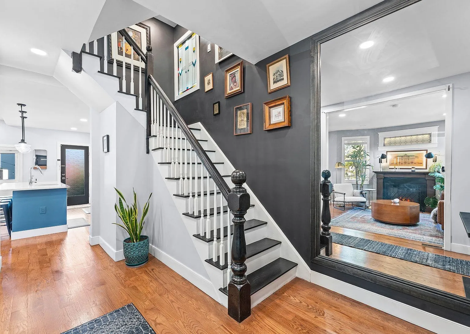 5 bed, 3.5 bath, $6,000 — Photo 4