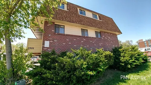 1701 Warren Ave #4 Photo 1