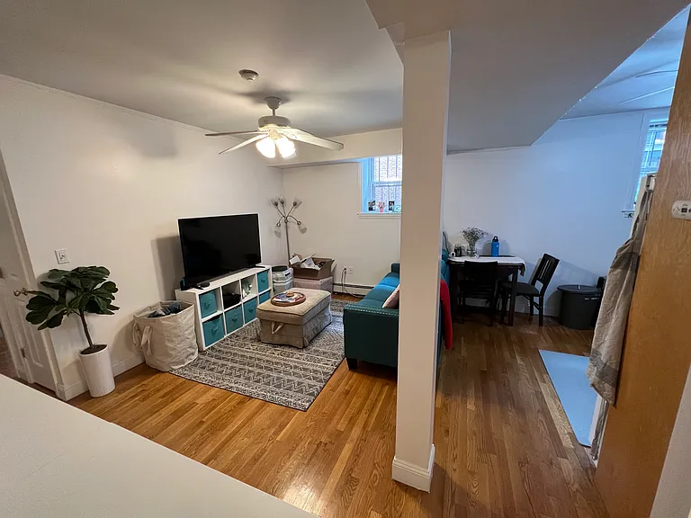 80 Sutherland Rd #3AP — Photo 12