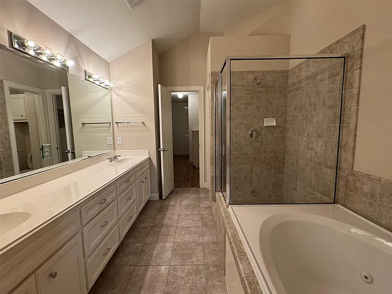 11315 Main St #1302 — Photo 12
