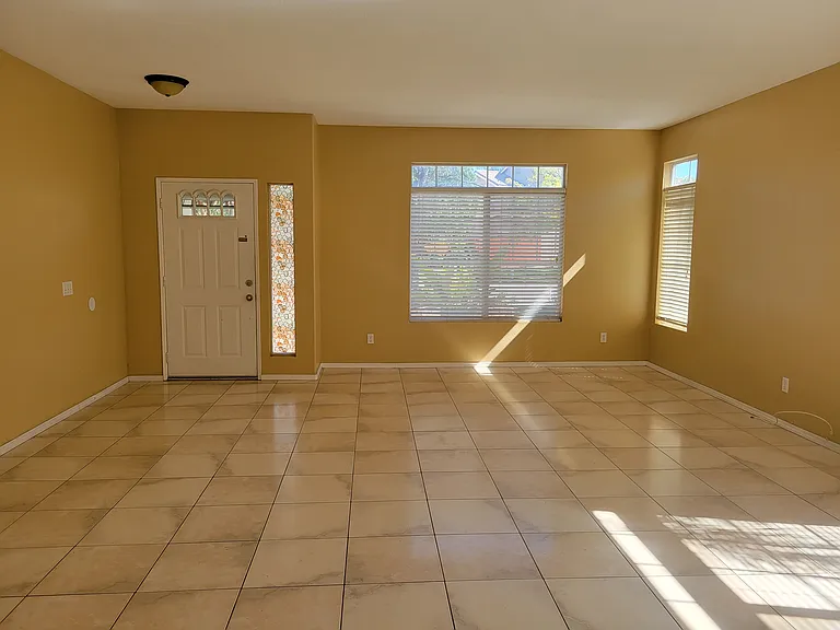 37151 Santa Rosa Glen Dr — Photo 10