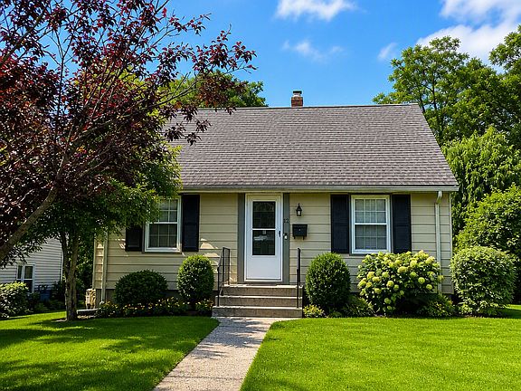 2nd image of 12 Windsor Road