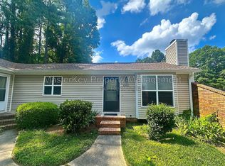 5907 Suncreek Ct, Raleigh, NC 27606
