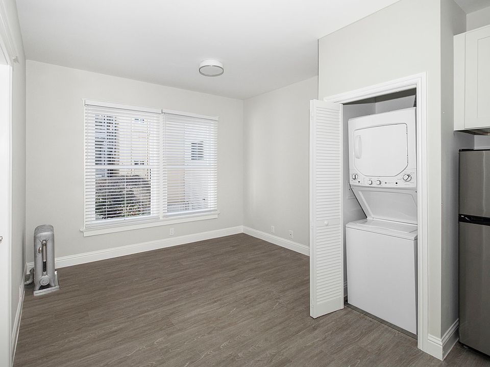 1st image of 1720 Leavenworth St #14