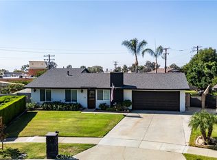880 W Pine St, Upland, CA 91786