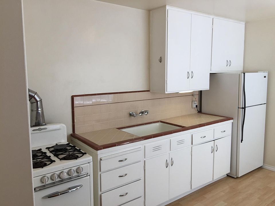1st image of 173 Duboce Ave