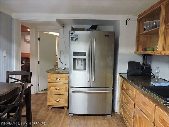 4th image of 1605 S Greenwood Ave
