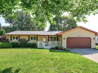 2450 Gatesboro Dr W, Saginaw, MI