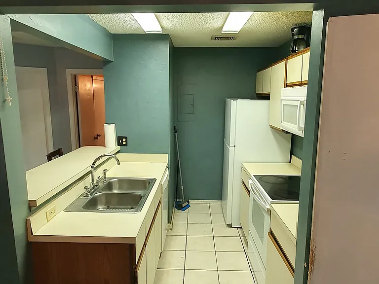 537 Sun Ridge Pl #201 — Photo 8
