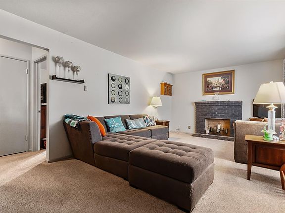 3rd image of 1016 Sherwood Ave