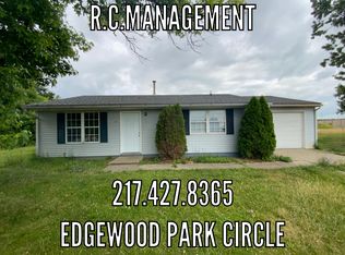 1236 Edgewood Park Cir, Danville, IL 61832
