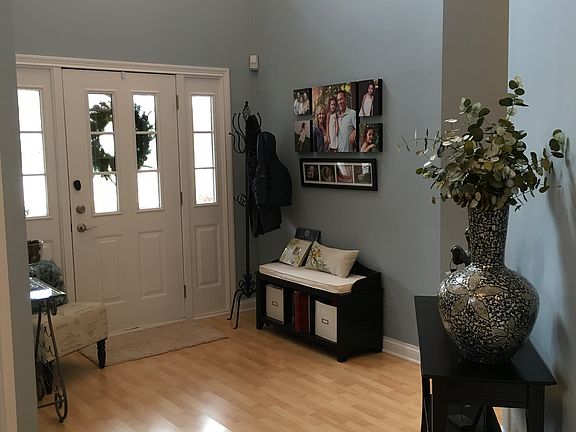 3rd image of 24636 Scott Blvd