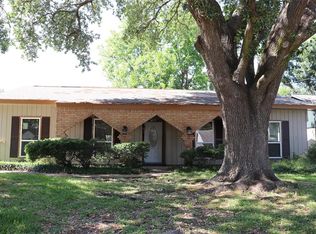 507 Whitecap Dr, Seabrook, TX 77586