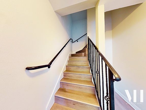 Private Entry Stairway