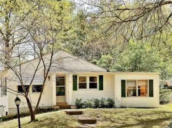 926 N Woodlawn Ave, Saint Louis, MO 63122