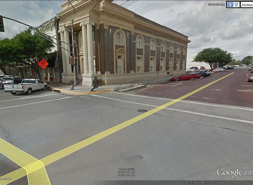1st image of 200 S Beaton St