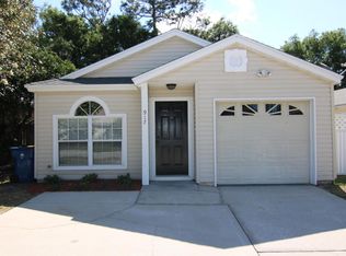 917 Jackson Rd, Jacksonville, FL 32225