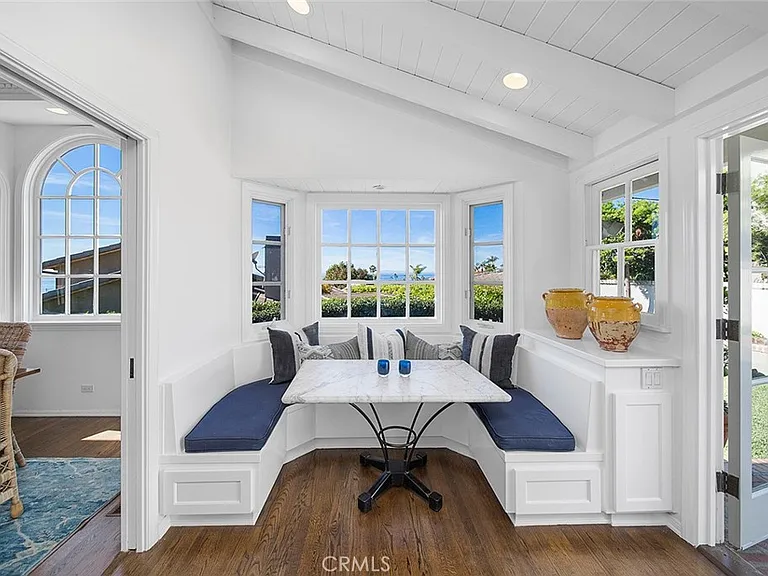 806 Emerald Bay — Photo 15