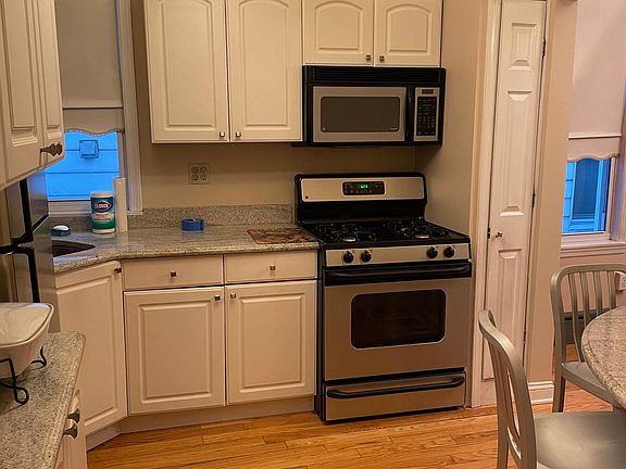 2nd image of 235 E 235th St Floor 2