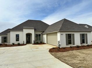 461 Aurora Cir, Canton, MS 39046